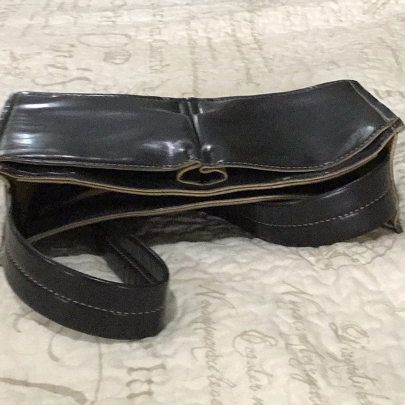 Simply elegant purse - Picture 3 of 3